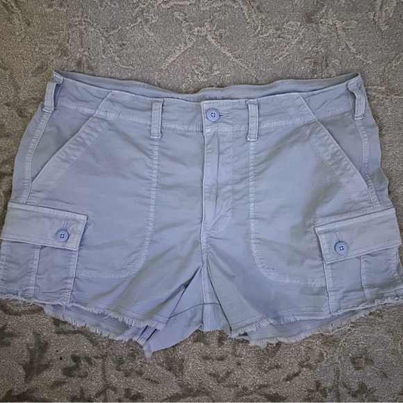 AMERICAN EAGLE Light Blue Cargo Shorts Frayed Hem Pockets Stretch 10 EUC - Picture 2 of 7